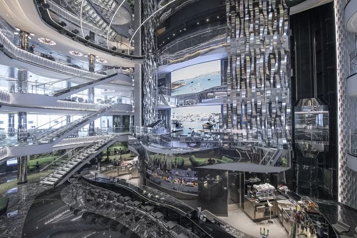 Atrium do MSC Seaview
