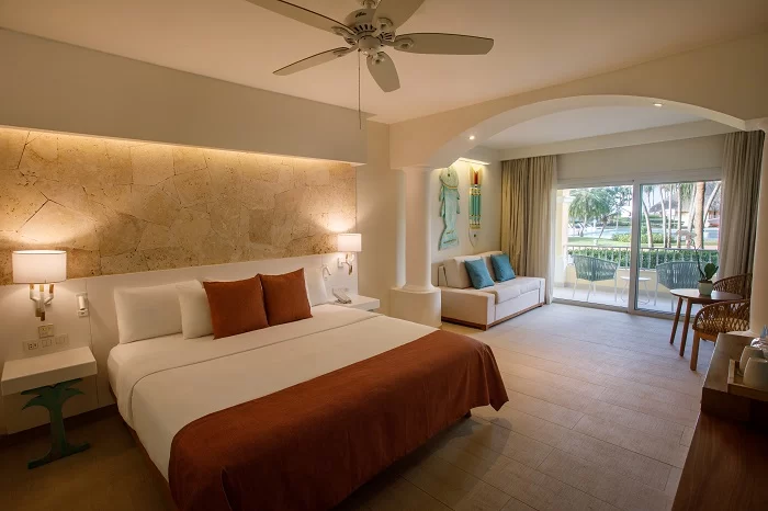 Interior do quarto hotel Iberostar Selection Hacienda Dominicus