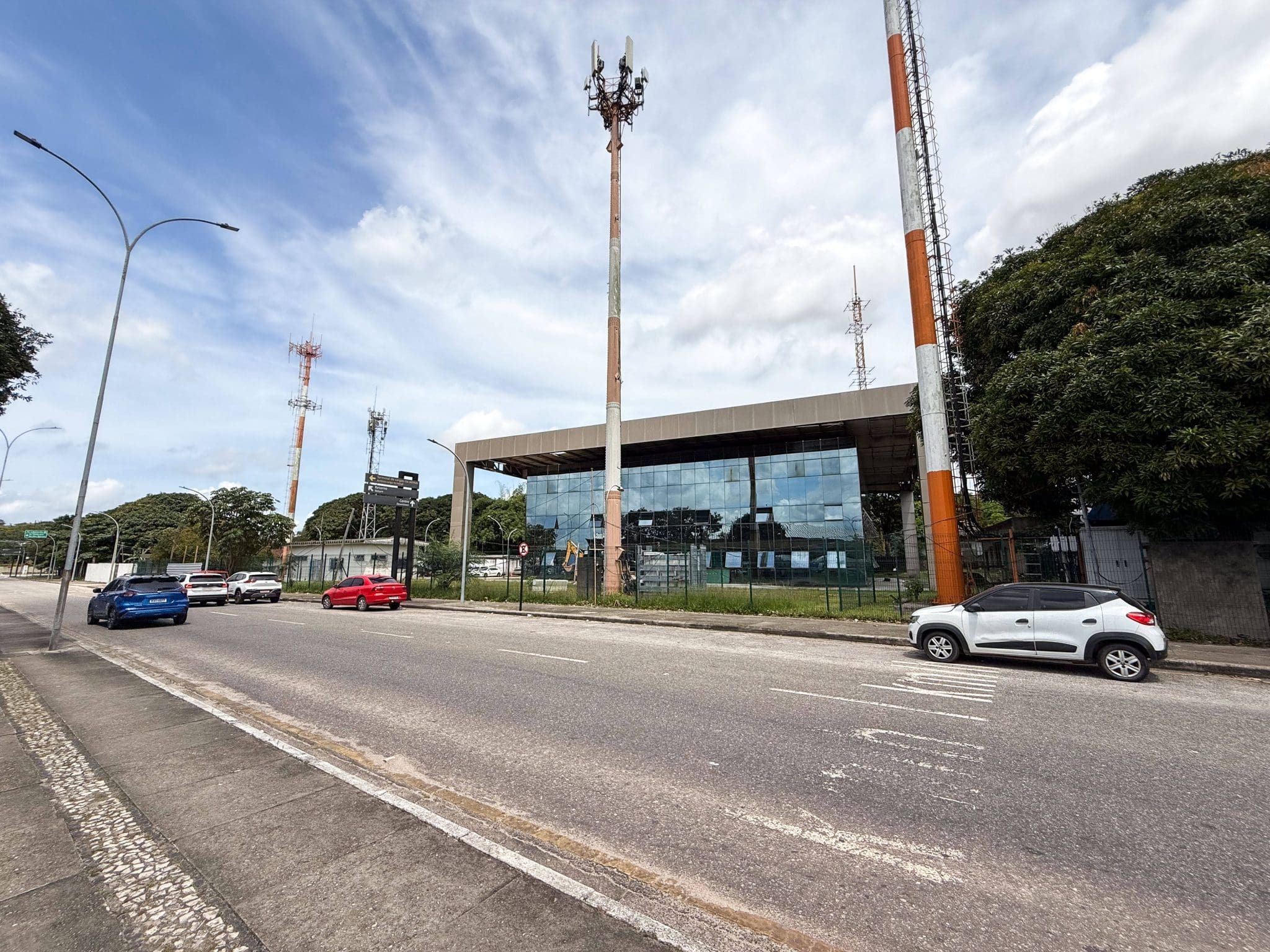 Local onde o hotel será implantado. Foto: Gabriel Magacho – Divulgação Norte da Amazônia Airports
