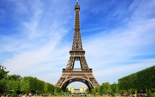Torre_Eiffel_12_14