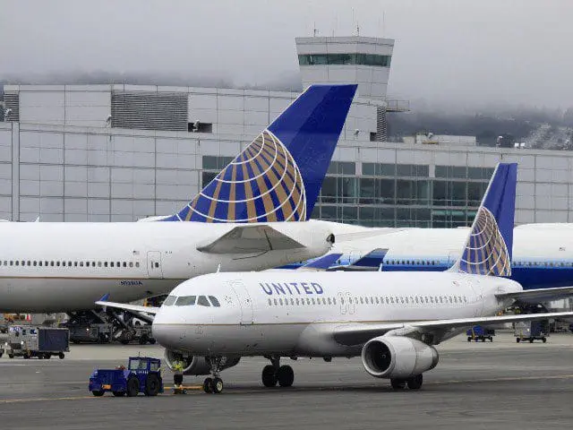 United_Airlines_03_15