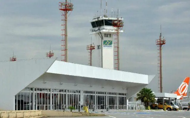 Aeroporto_Goiânia_SACPR_04_15