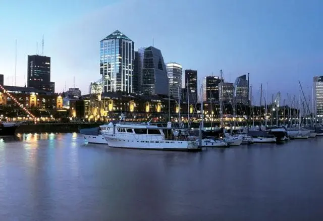 Porto_Madero_Buenos_Aires_04_15