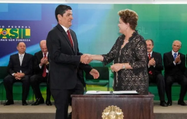 Vinicius_Lages_Dilma_RobertoStuckertFilho_04_15