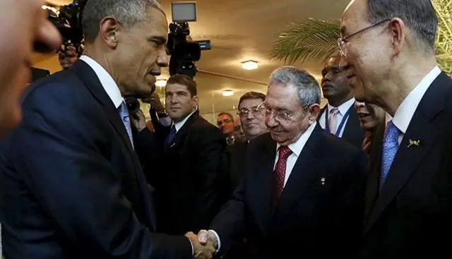 Aperto_Mao_Obama_Castro_Euronews_05_15