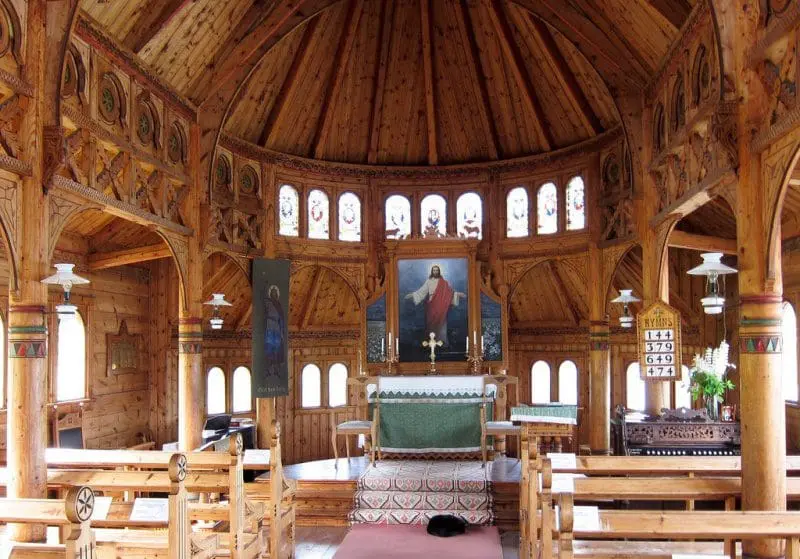 Desta vez, o filme sobre as rainhas geladinhas se baseou na Igreja de St. Olaf’s, que fica na Noruega (Foto: arquivo DT)