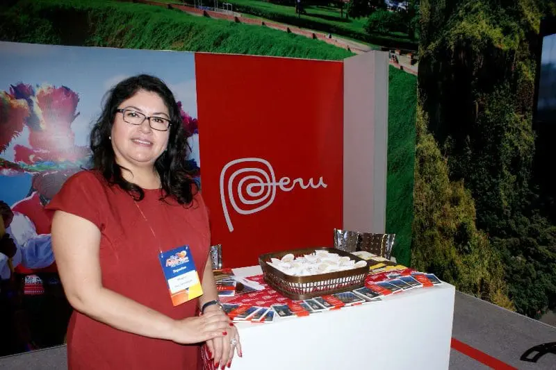 Milagros Ochoa é representante do Escritório Comercial do Peru no Brasil, que conta com um grande estande no evento