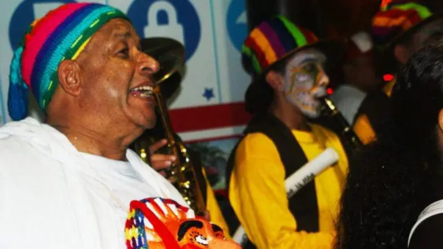 Artistas e povo em geral comemoram a chegada do Natal (Foto: Marcos Vinícius)