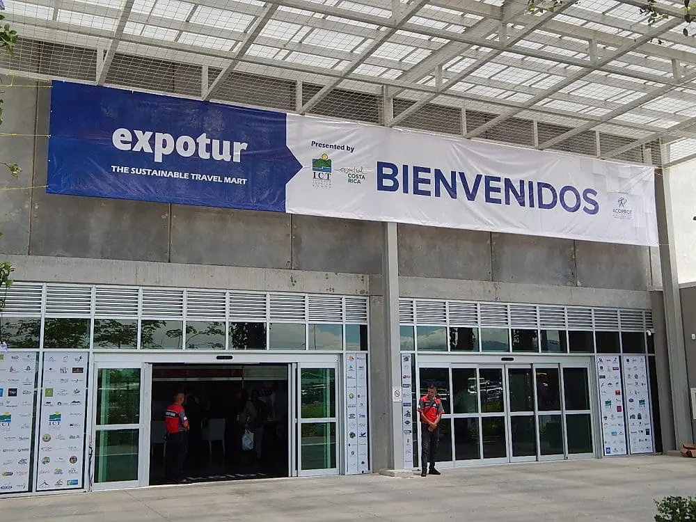 Pavilhão que recebeu a feira Expotur, maior feira de turismo da América Central. (Foto: Marcos J T Oliveira)
