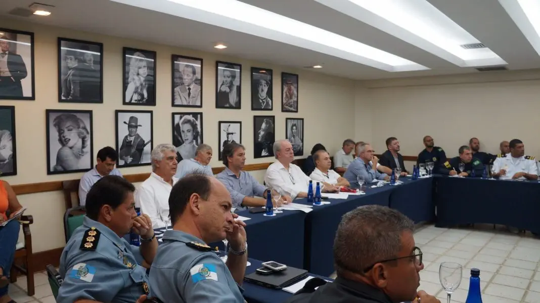 Reordenação da Costa Verde é discutida por autoridades