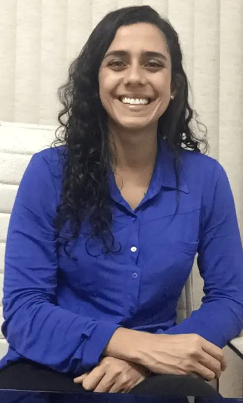 A psicóloga Lidiane Pontes tem formação em Terapia Cognitivo-Comportamental pelo Centro de Psicologia Aplicada e Formação, CPAF-RJ (Foto: divulgação)