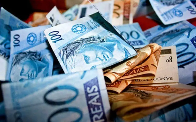 reais_1-iloveimg-resized
