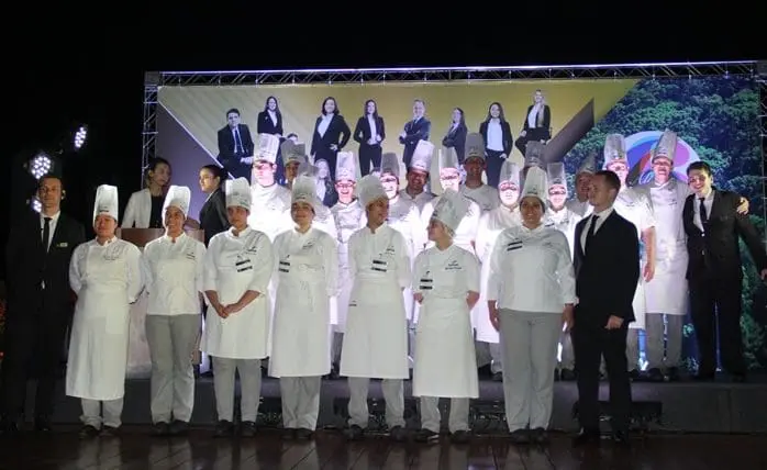 Grupo Operacional, Alimentos e Bebidas