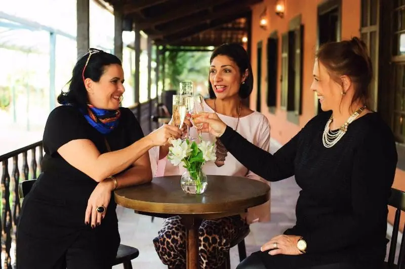 As curadoras do evento: Cristina Freire, Regiane Cóstola e Telma Calixto (Foto: divulgação)