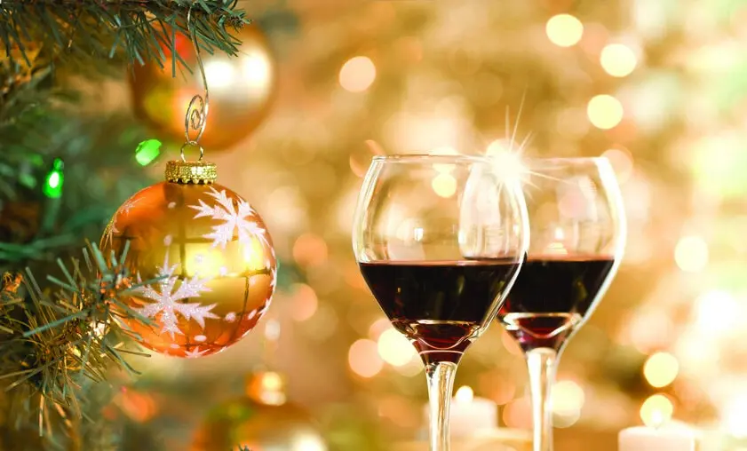 christmas-wine-dinner-iloveimg-resized