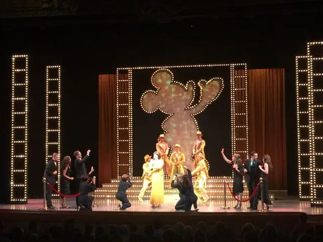 Shows ao estilo Broadway acontecem todas as noites