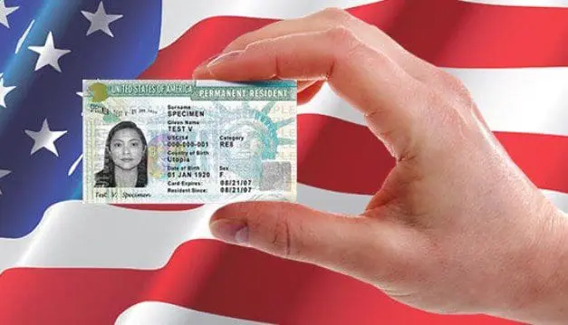 Green-card-americano