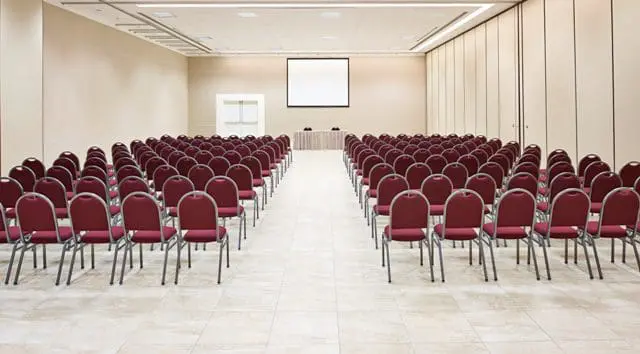 O espaço Immensità tem vários módulos e, juntos, tem capacidade para receber até 3 mil pessoas por dia