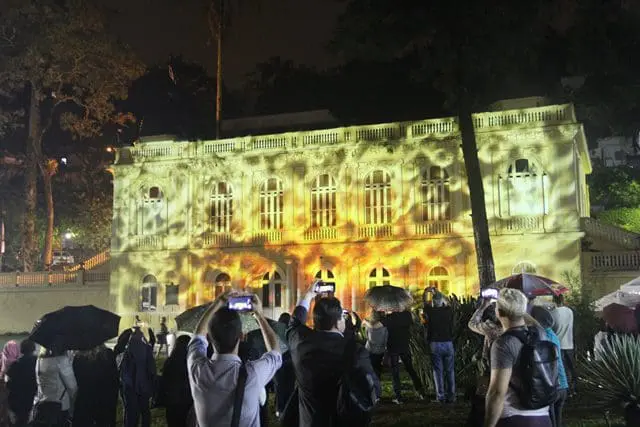 A cultura e a história do municipio foram projetados na fachada da Câmara dos Vereadores, através de videomapping (Fotos: DT)