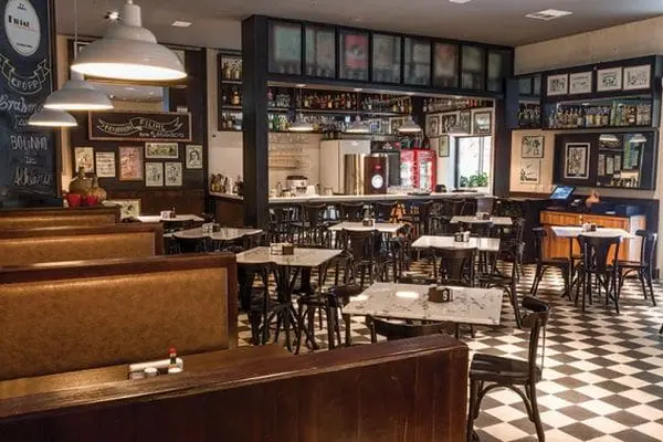 O Filial, no Alphashopping é um dos points de happy hour mais frequentados da região (Foto: divulgação/B4TComm)