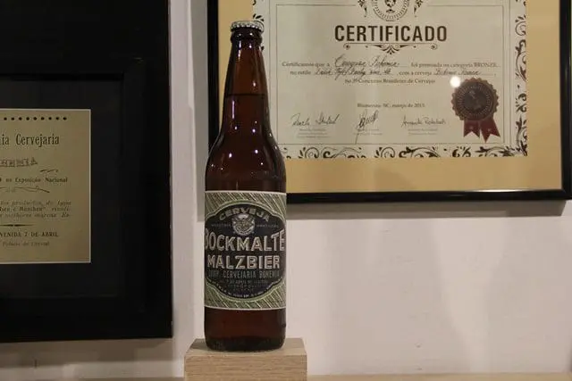 A Bohemia foi a primeira fábrica a ser constituída com o propósito, levando o título de primeira cerveja do país (Foto: Paulo Atzingen)