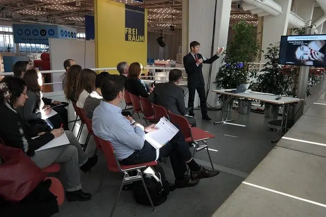 lecture-318124_1280