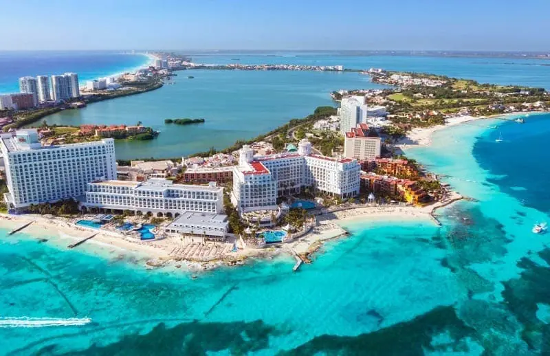 Cancun div