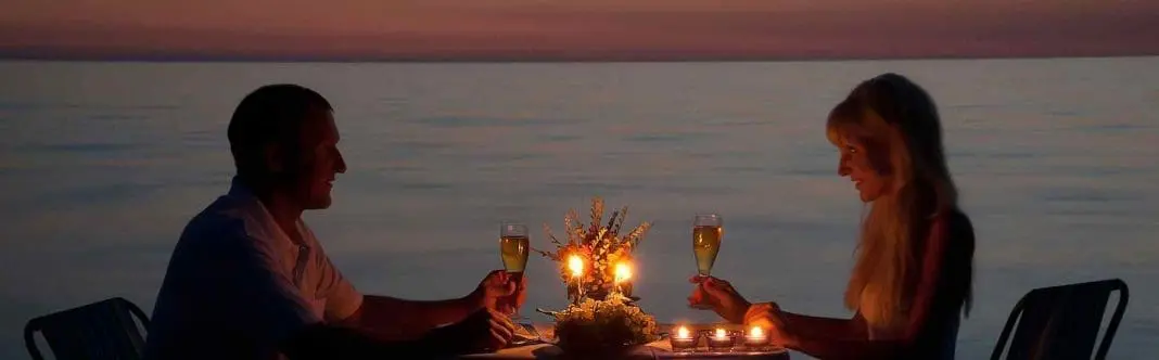 desire-riviera-maya-restaurant-beach-dinner