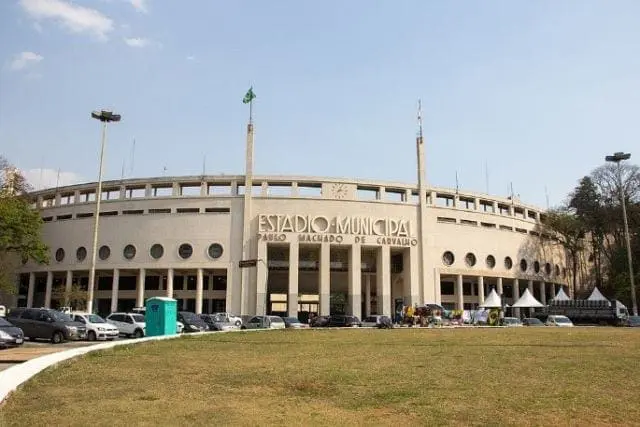 O Museu do Futebol está localizado no Estádio do Pacaembu (Foto: Ianca Loureiro)
