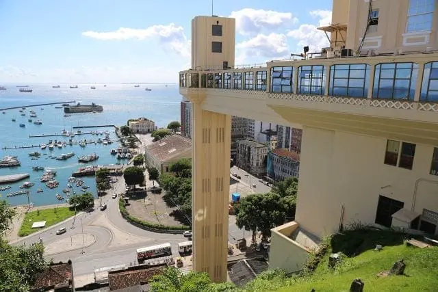salvador-1197085_1280