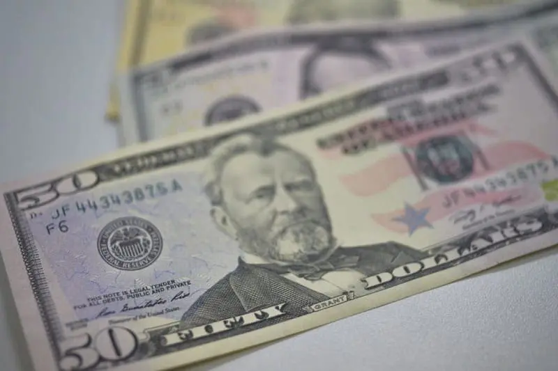 fifity dolares