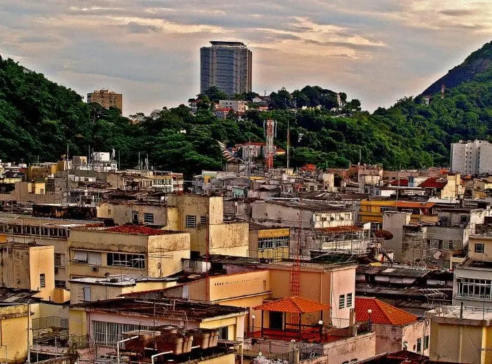 Rio FAvela Pixabay 2020