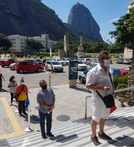 Guias recebem cestas