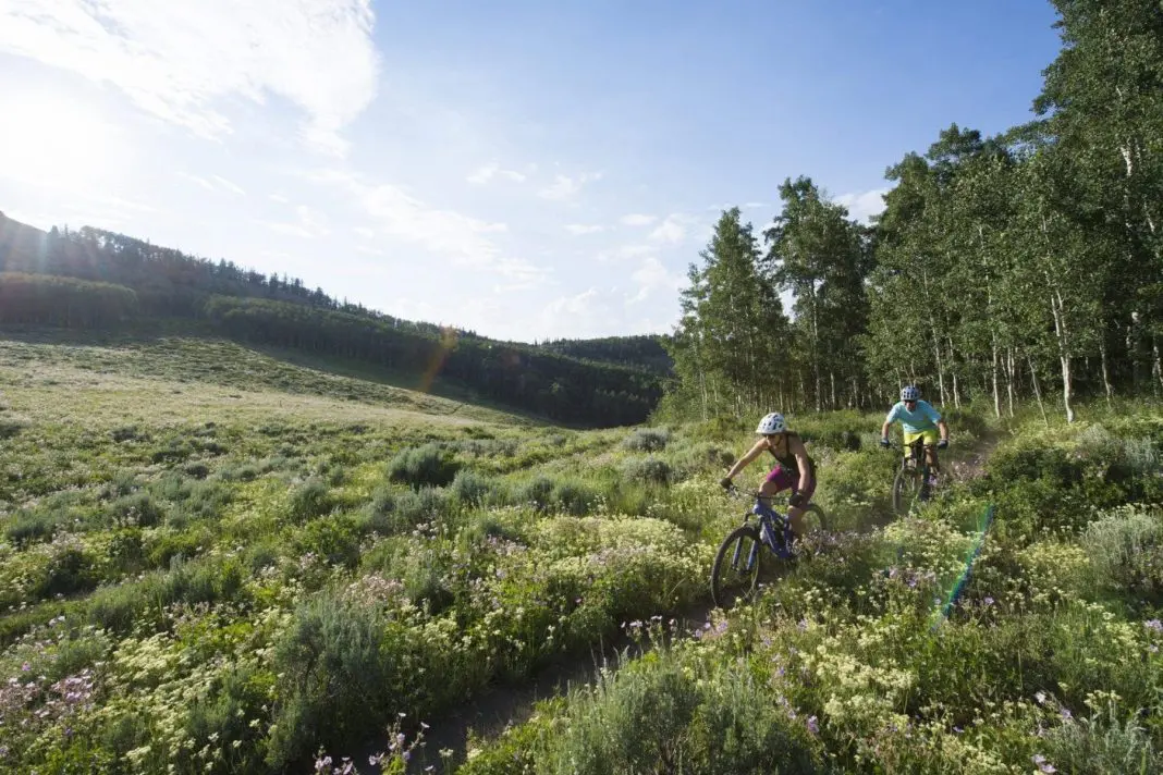 MS_Mountain_Bike_Group_01