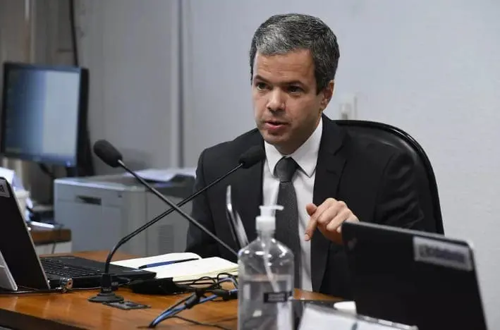 Senado 10 2020