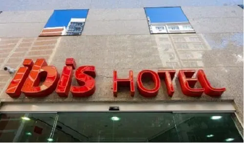 Hotel ibis Copacabana, no Rio de Janeiro (Foto: Divulgação) Endereço: R. Min. Viveiros de Castro, 134 - Copacabana, Rio de Janeiro – RJ