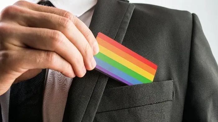Accor intensifica apoio no combate à LGBTfobia, retomando seu treinamento com gestores de hotéis para recrutar e bem incluir novos colaboradores LGBTI+.