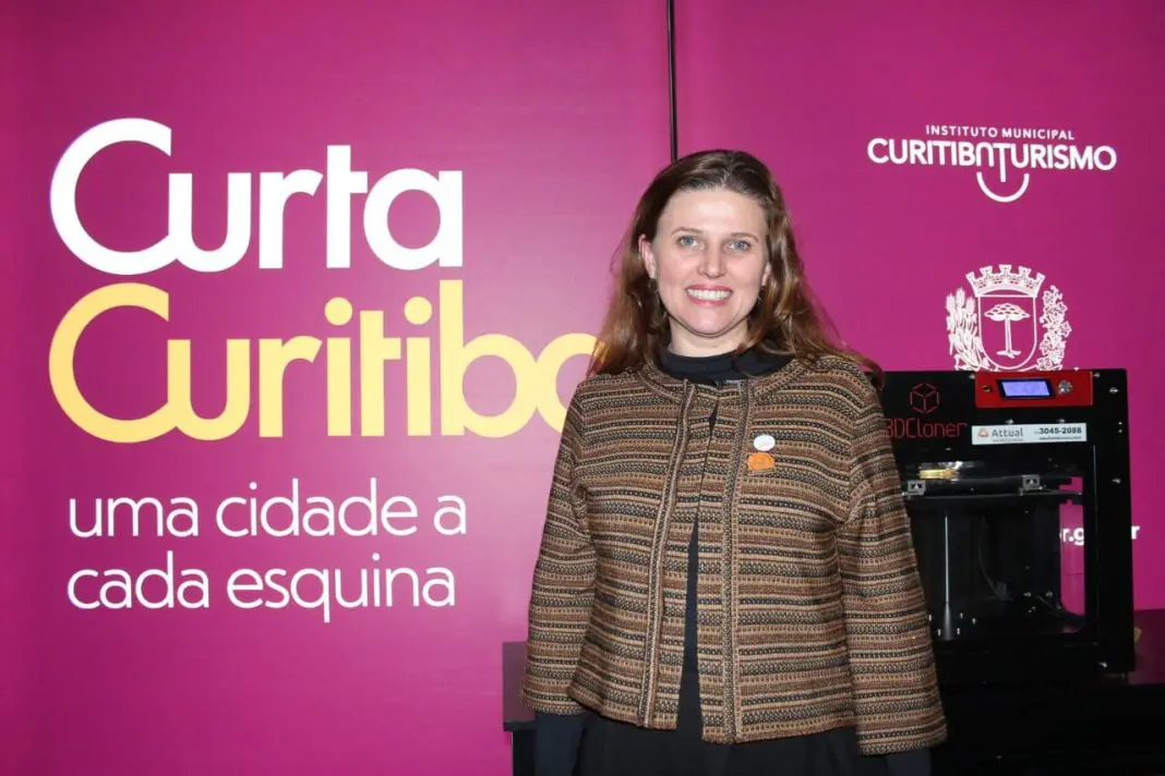 expo_parana_tatiana_turra Tatiana Turra, presidente do Instituto Municipal de Turismo de Curitiba, falou sobre o setor de eventos na cidade.