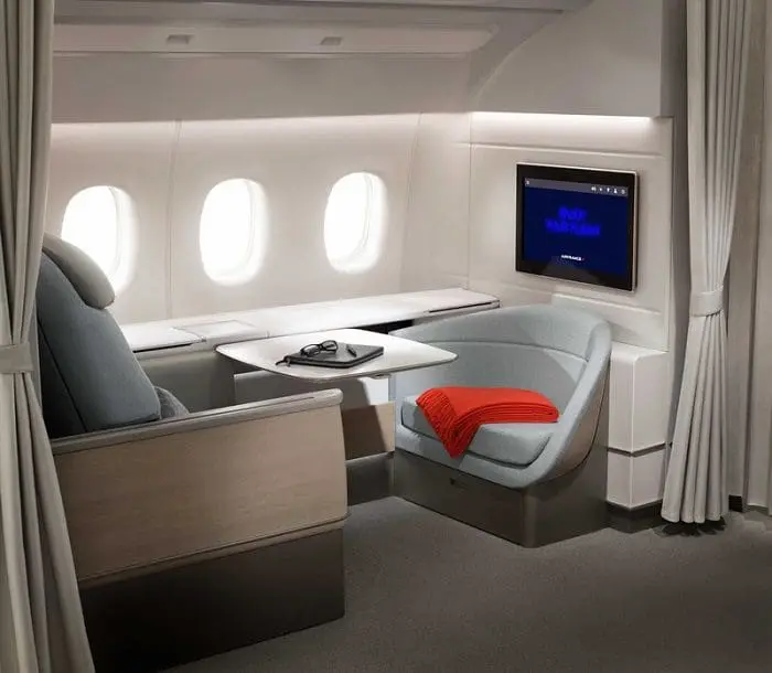Air France reinicia operações da La Première na rota São Paulo - Paris.