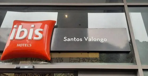 Os investidores do hotel Ibis Santos Valongo concordaram com a iniciativa do carbono neutro para preservar o meio ambiente.