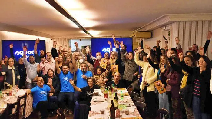 Agentes de viagem e a equipe da Squad Viagens reunidos no primeiro roadshow da operadora em São Paulo (foto: Geovana Fraga)