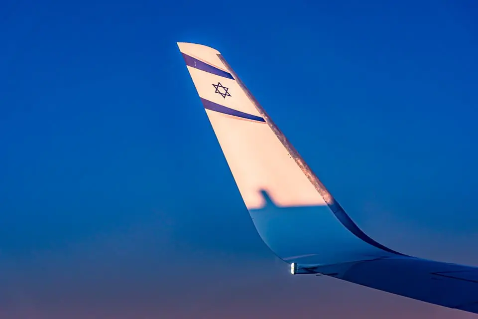 Ponta do aviao el al com simbolo de Israel
