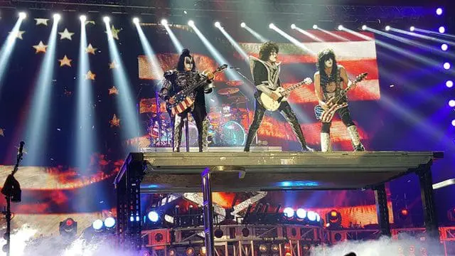 A banda Kiss foi formada em Los Angeles, nos Estados Unidos. O país entá entre os 5 que o Diário do Turismo listou para os fãs de rock conehcerem.