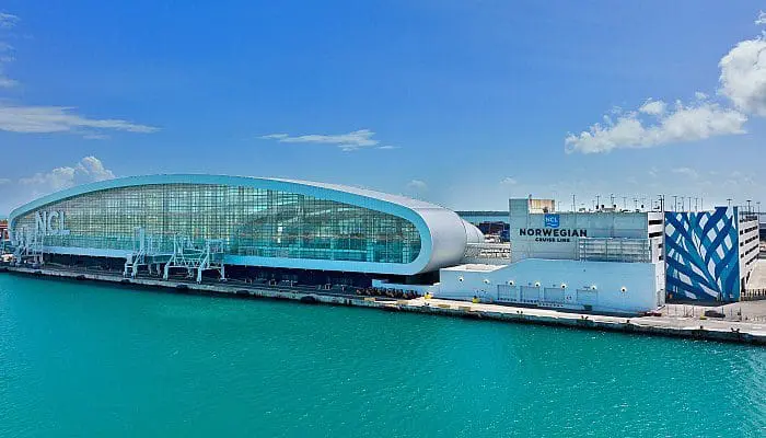 terminal_ncl_porto_miami Terminal da empresa de cruzeiros marítimos NCL no Porto de Miami
