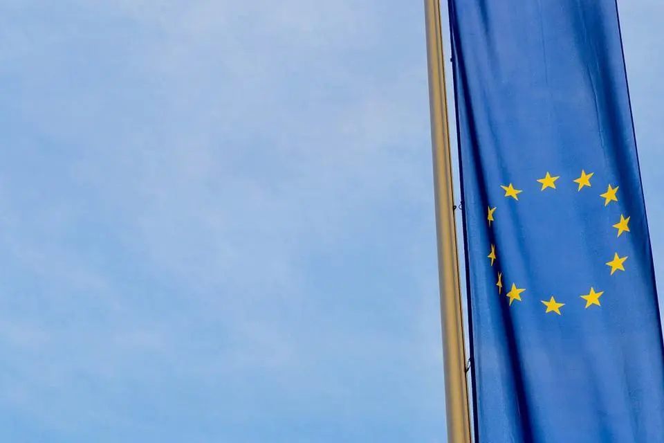 Uniao Europeia 8 22