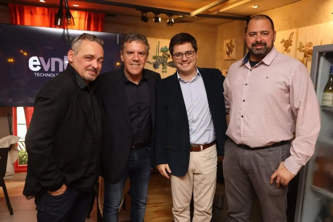 O sócios da EVNT - Maurício Xandó, Marcelo Moreira, Vitor Donadeli e David Garzaro (Crédito: C2 Imagem e Comunicação)