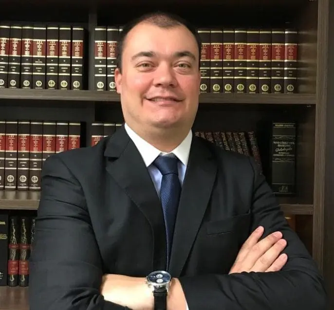 Fernando Brandariz, advogado especializado em Recuperação Judicial, falou sobre a Suzano, que assume as linhas de ônibus e operações da Itapemirim.