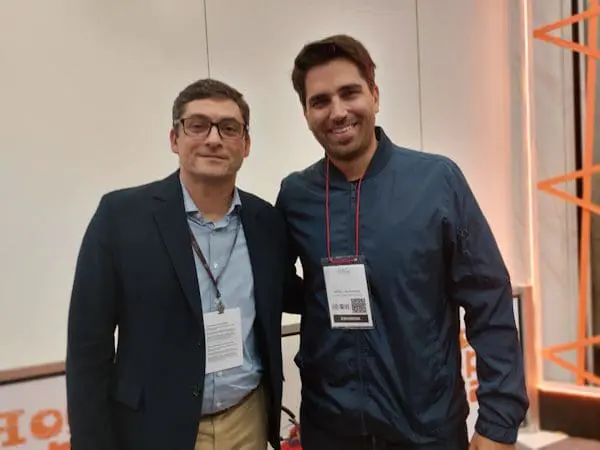 marcelo_salomao_vp_ti_accor_e_rafael_alburquerque_da_zoox_big_data_na_equipotel_2022 Marcelo Salmoão (Accor) e Rafael Albuquerque (Zoox Big Data) falaram na Equipotel 2022 sobre as tecnologias que moldam o hotel do futuro.