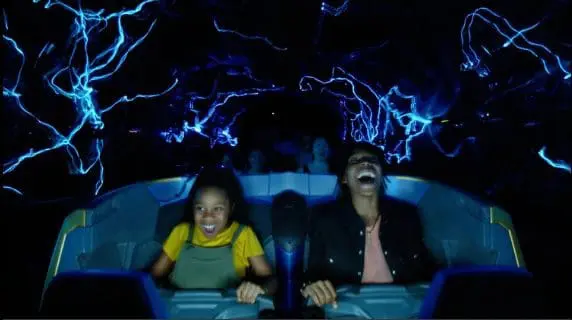 A atração Guardians of the Galaxy: Cosmic Rewind.
