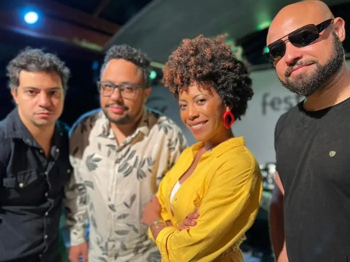 Nanny Soul & Banda se apresentarão no dia 29/09 no Zillis Lounge Bar & Restaurante.